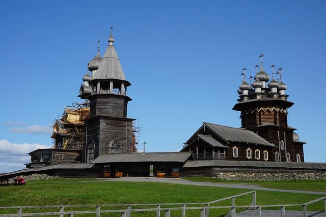 Республика Карелия. Транспорт в Петрозаводске.